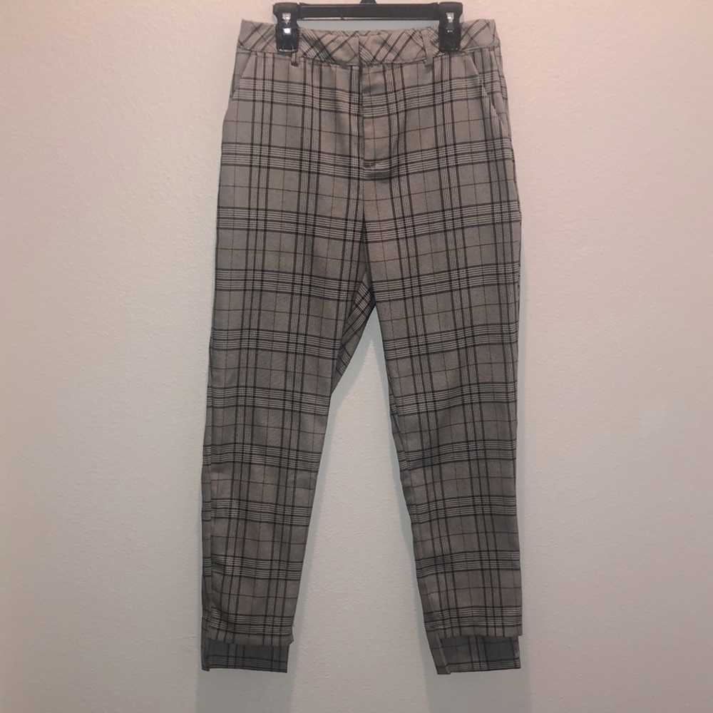 New without tags Honey Punch Grey Pants S